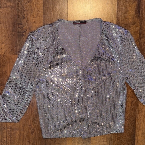 Love Culture Sparkling Silver Sequin Cropped Jacket / Cardigan (small, see ad) - Picture 2 of 14
